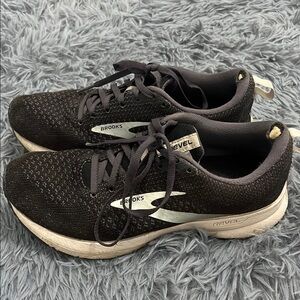 Brooks Women's Black Running Shoes